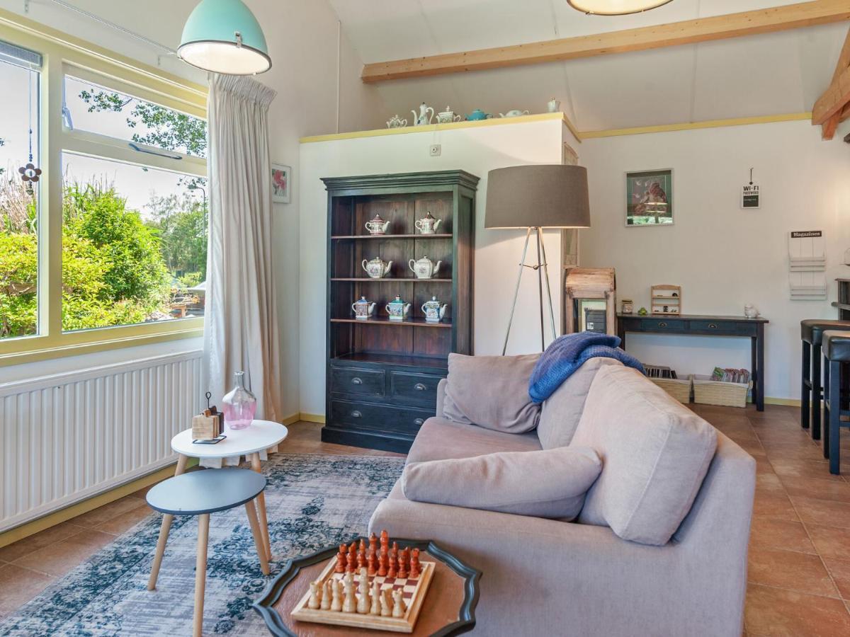 Enticing Holiday Home In Eastermar Near Burgumer Mar Lake Hoogzand 외부 사진