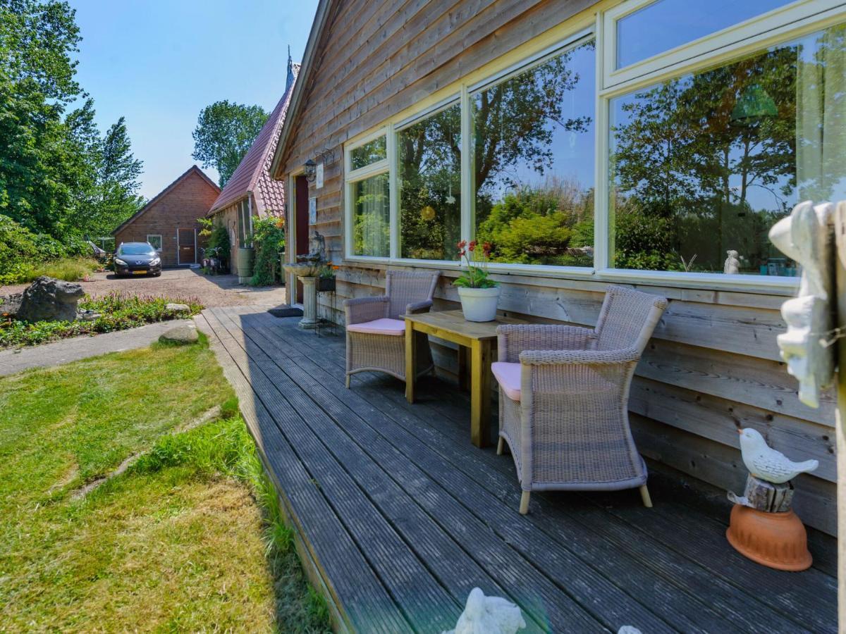 Enticing Holiday Home In Eastermar Near Burgumer Mar Lake Hoogzand 외부 사진