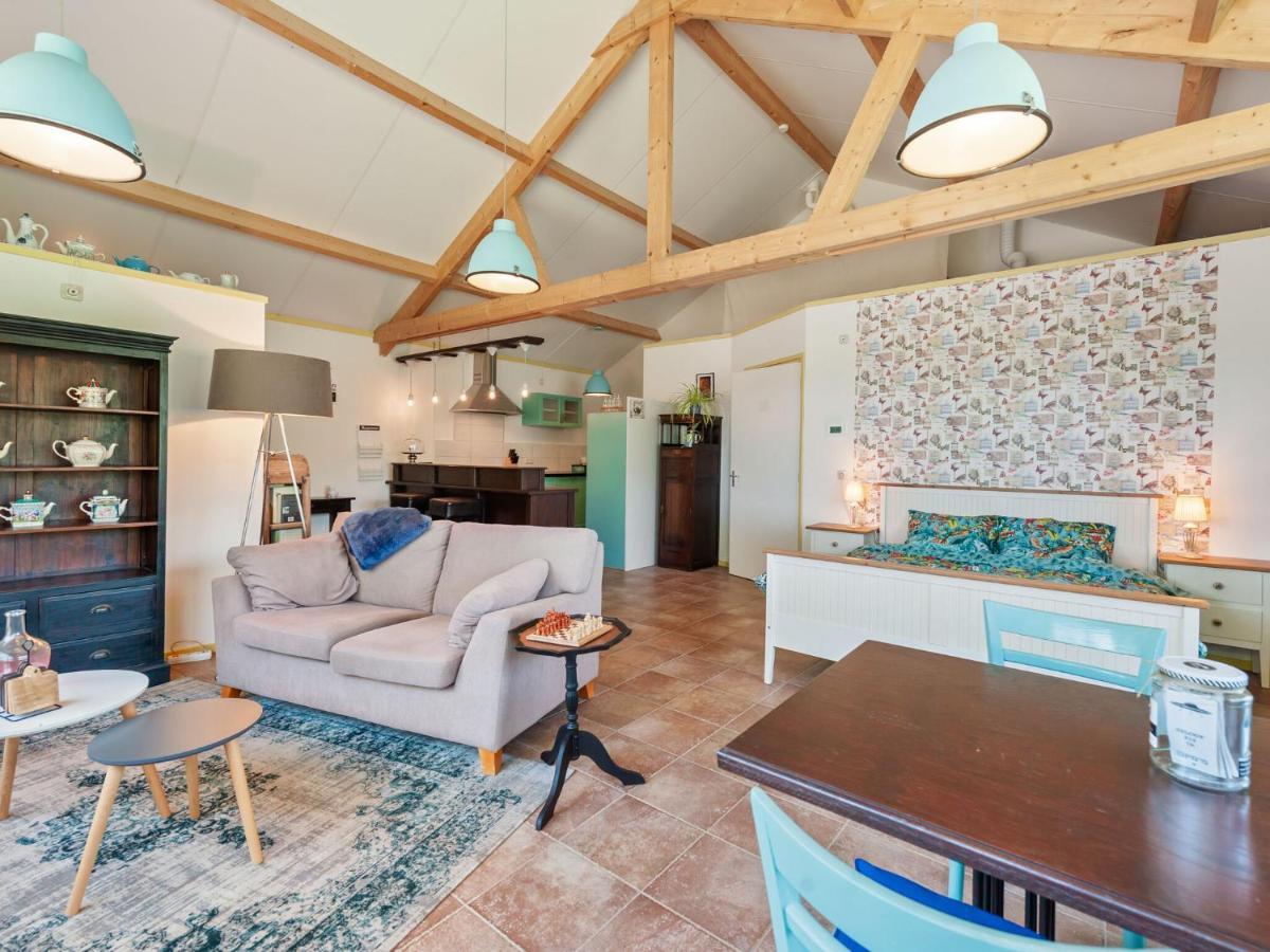Enticing Holiday Home In Eastermar Near Burgumer Mar Lake Hoogzand 외부 사진