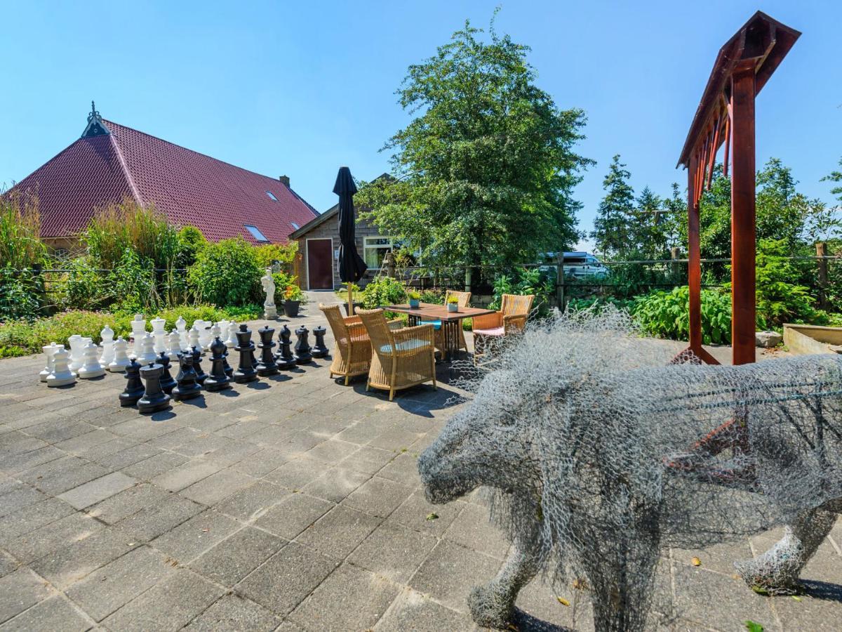 Enticing Holiday Home In Eastermar Near Burgumer Mar Lake Hoogzand 외부 사진