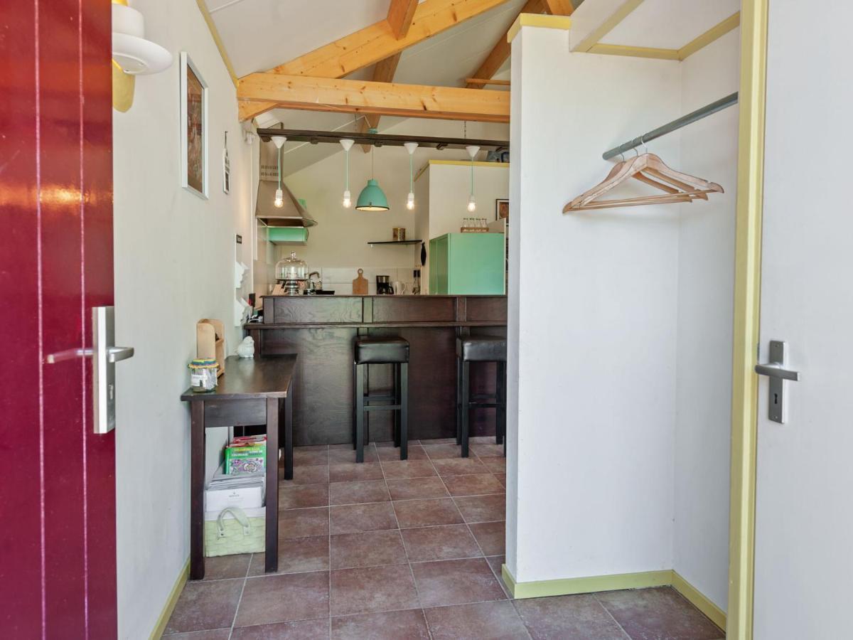 Enticing Holiday Home In Eastermar Near Burgumer Mar Lake Hoogzand 외부 사진